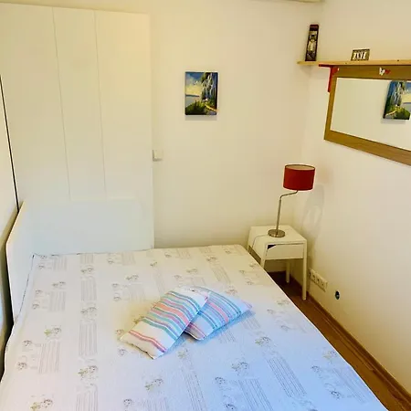 Comfort 1-bedroom With Pool & Sea View * 챠브타트