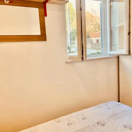 Comfort 1-bedroom With Pool & Sea View